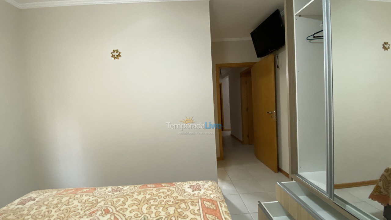 Apartment for vacation rental in Itapema (Meia Praia)