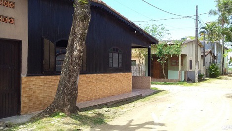 1 minuto y medio de Praia Vista Linda Bertioga SP