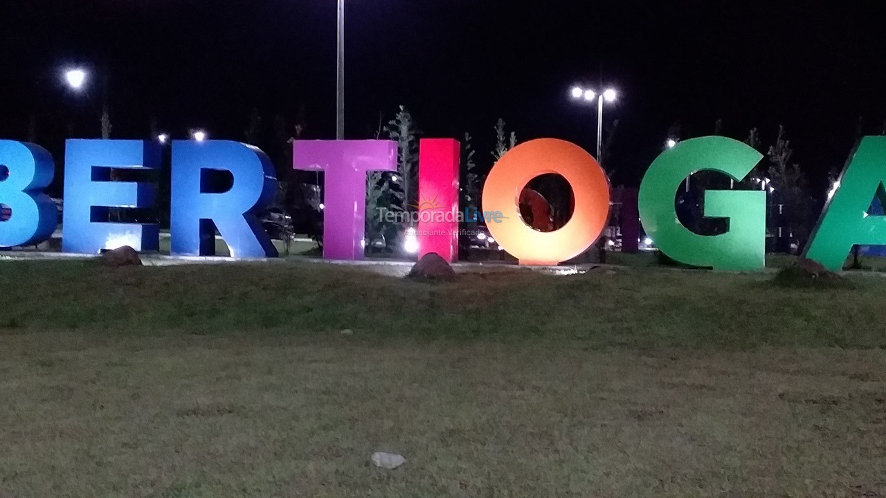 Casa para alquiler de vacaciones em Bertioga (Vista Linda)