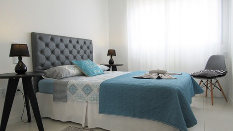 quarto com cama de casal