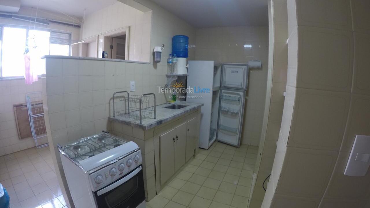 Apartamento para aluguel de temporada em Cabo Frio (Passagem)