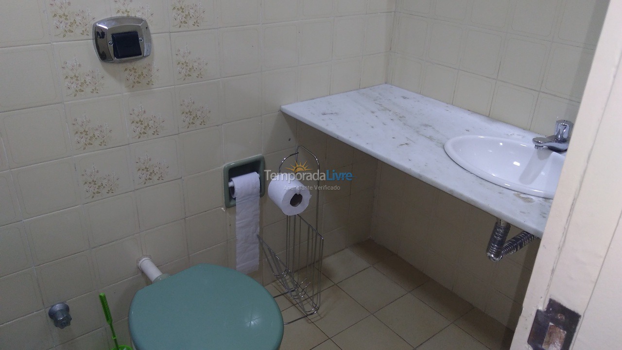 Apartamento para aluguel de temporada em Cabo Frio (Passagem)