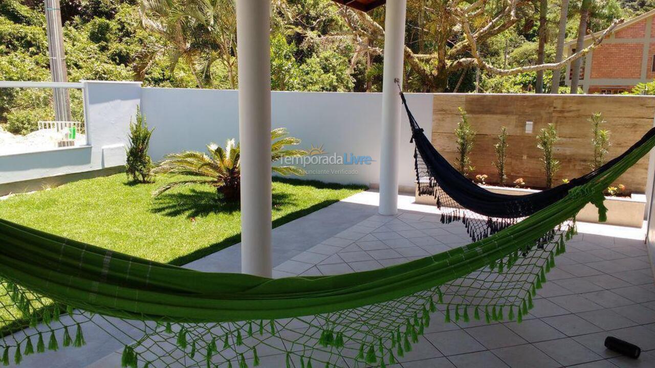 Casa para alquiler de vacaciones em Governador Celso Ramos (Praia de Palmas)