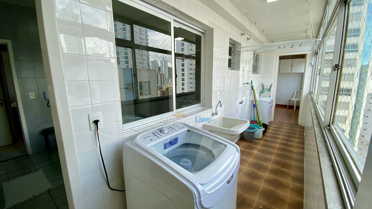 Apartamento para aluguel de temporada em Balneário Camboriú (Praia Central)