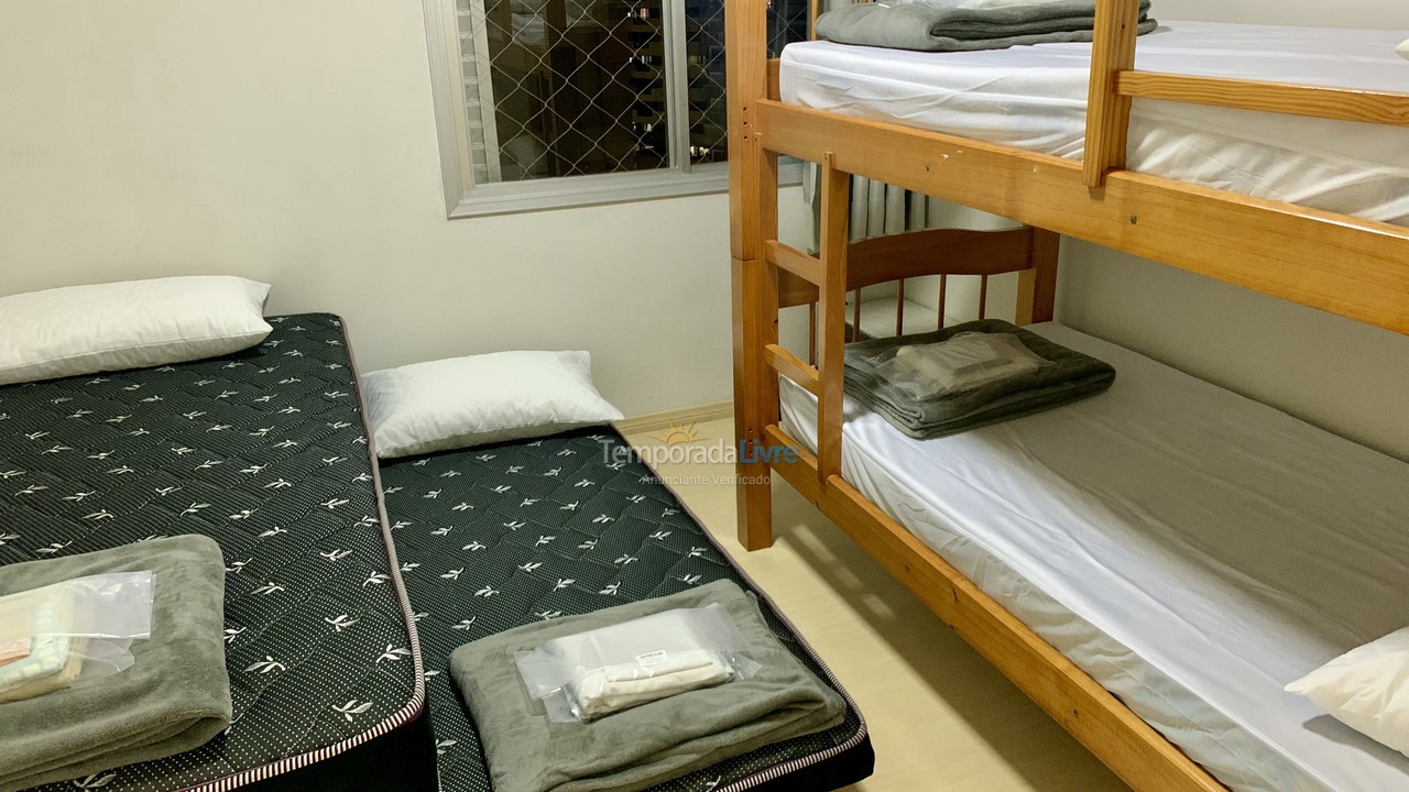 Apartamento para aluguel de temporada em Balneário Camboriú (Praia Central)