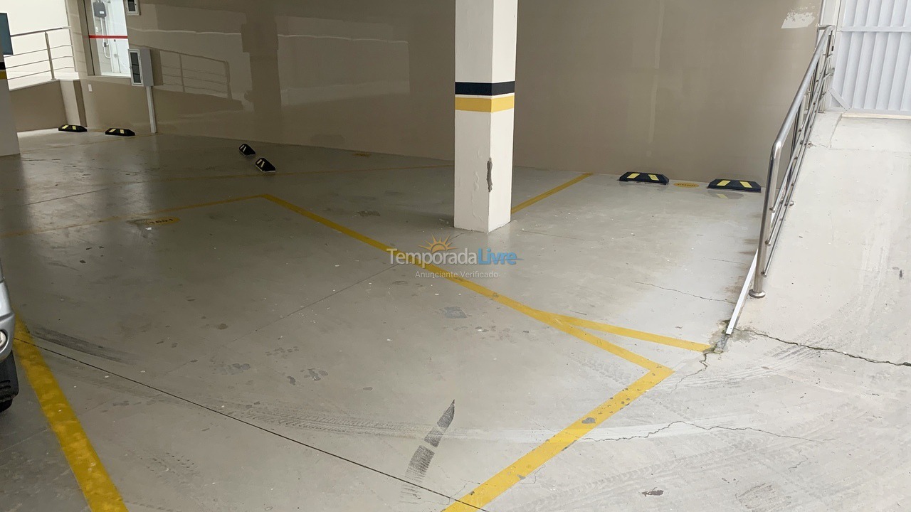 Apartamento para aluguel de temporada em Balneário Camboriú (Praia Central)