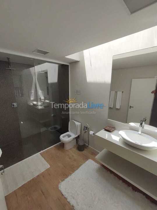 Casa para aluguel de temporada em São Sebastião (Maresias)