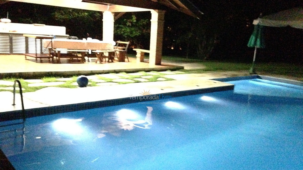 Casa para aluguel de temporada em Bertioga (Riviera de São Lourenço)