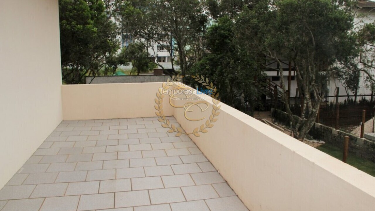 House for vacation rental in Bombinhas (Praia de Bombas)