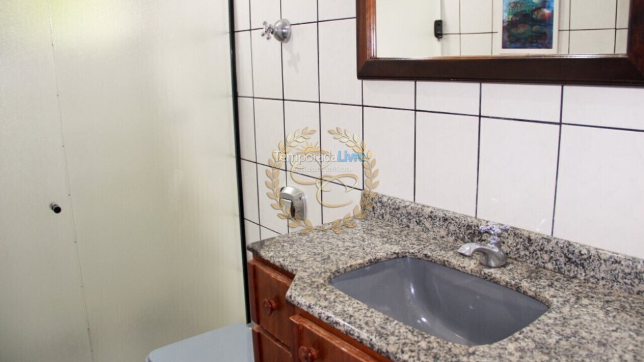 House for vacation rental in Bombinhas (Praia de Bombas)