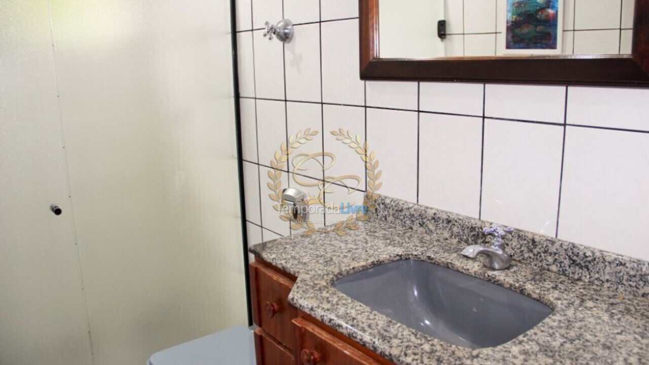 House for vacation rental in Bombinhas (Praia de Bombas)