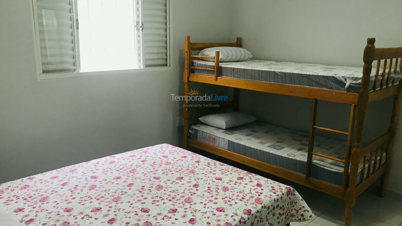 Casa para alquiler de vacaciones em Olímpia (Jardim Centenário)