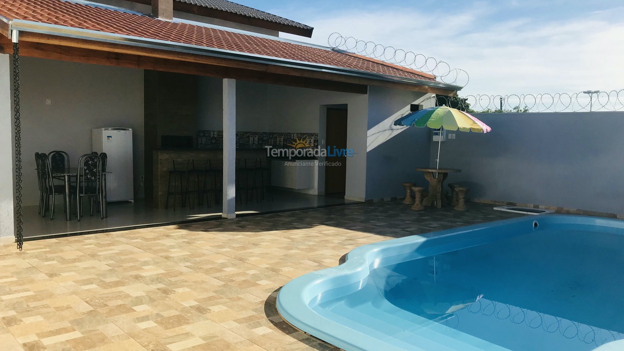 Casa para alquiler de vacaciones em Olímpia (Jardim Centenário)
