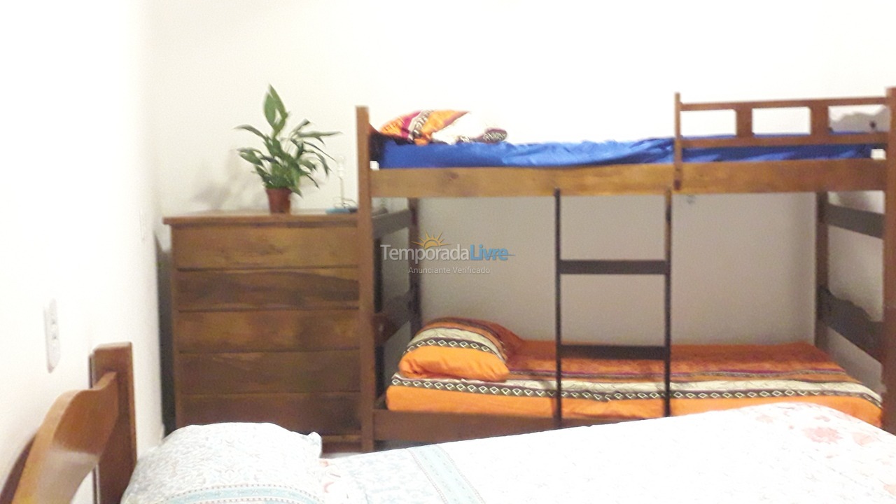 Casa para aluguel de temporada em Caraguatatuba (Martim de Sá)