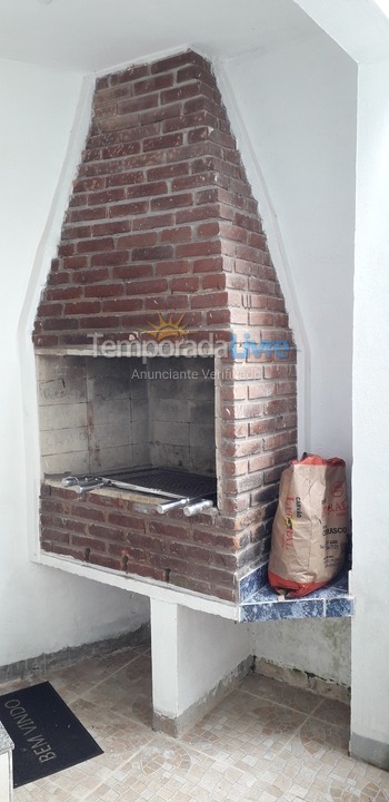 Casa para aluguel de temporada em Caraguatatuba (Martim de Sá)