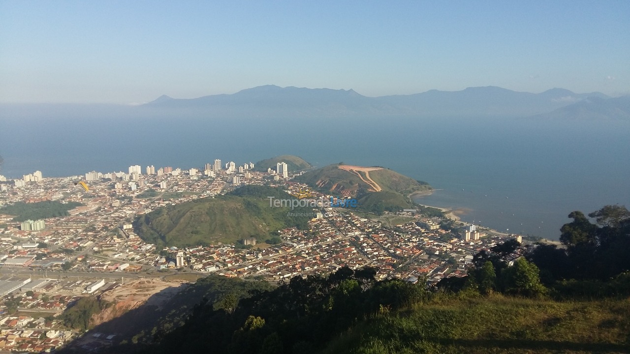 Casa para aluguel de temporada em Caraguatatuba (Martim de Sá)