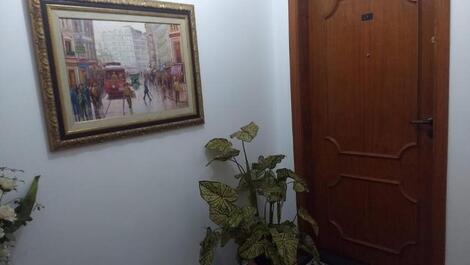 PITANGUEIRAS - AMPLO APARTAMENTO - SOMENTE FAMILIAS.