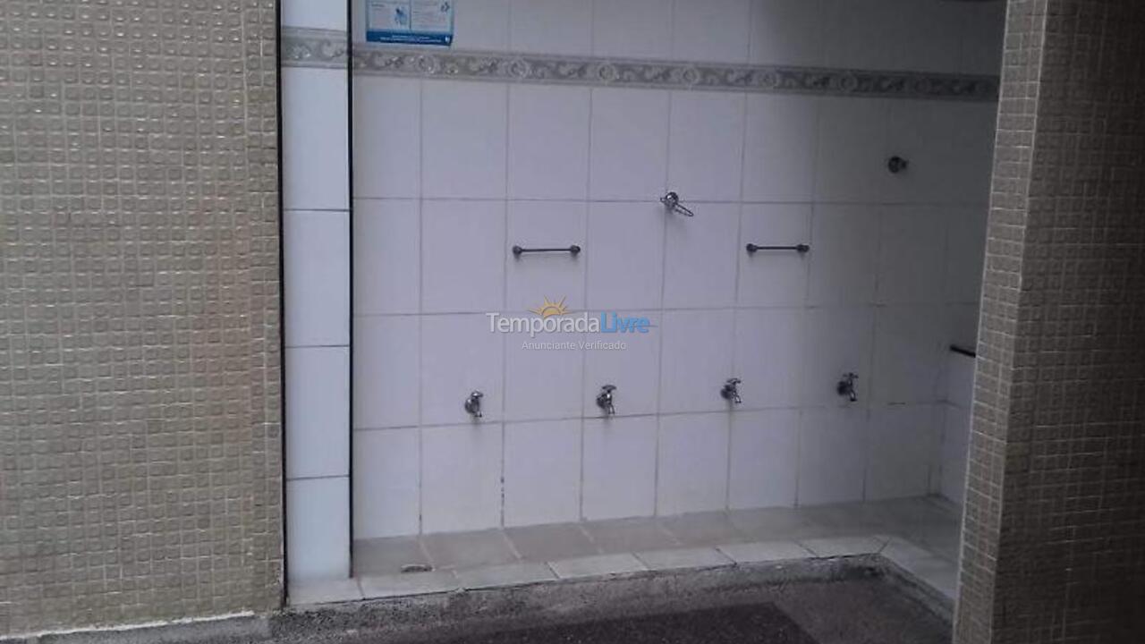 Apartamento para aluguel de temporada em Guarujá (Pitangueiras)