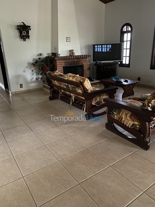 Chácara / sítio para aluguel de temporada em Bragança Paulista (Bragança Paulista)