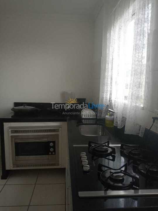 Apartamento para aluguel de temporada em Cabo Frio (Baixo Grande)