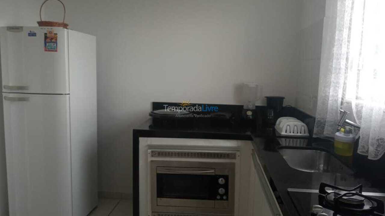 Apartamento para aluguel de temporada em Cabo Frio (Baixo Grande)