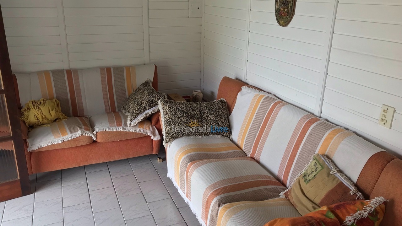 Casa para aluguel de temporada em São Francisco do Sul (Prainha)