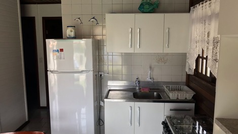 Ótimo imóvel na 1 quadra da Prainha, 3 quartos com ventiladores