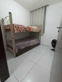 Quarto 01 beliche + 01 cama extra.