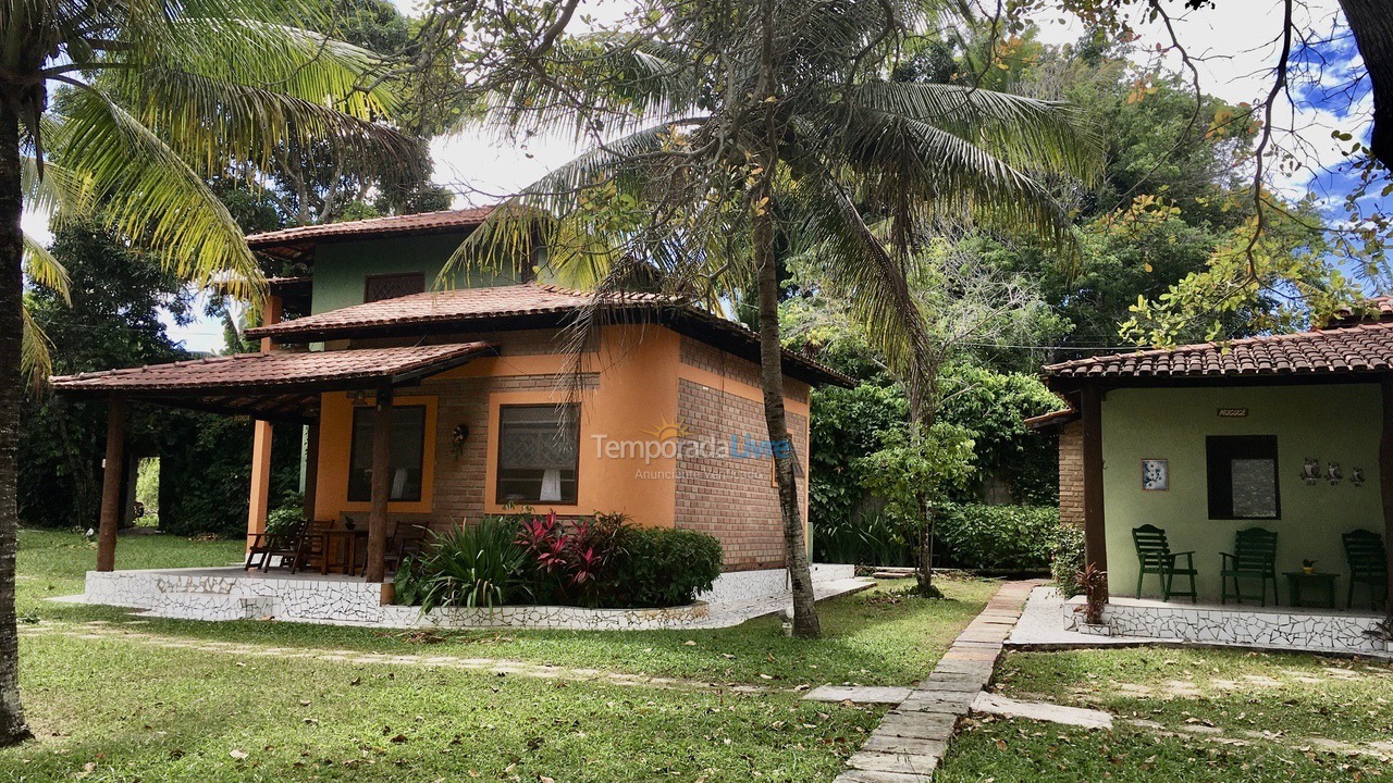 Casa para alquiler de vacaciones em Arraial D´Ajuda (Loteamento de Parracho)
