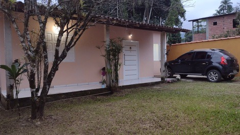 House close to beaches and waterfalls in Paraty