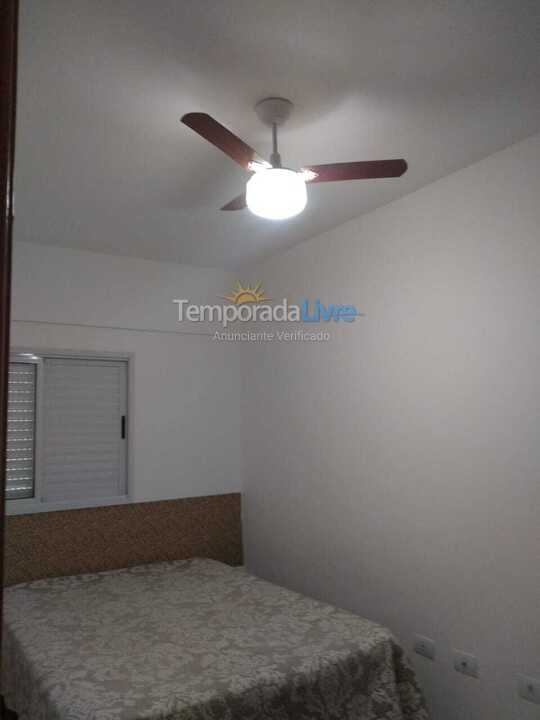 Apartment for vacation rental in Praia Grande (Balneário Maracanã)