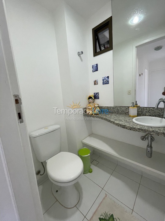 Apartamento para aluguel de temporada em Camaçari (Praia de Guarajuba)