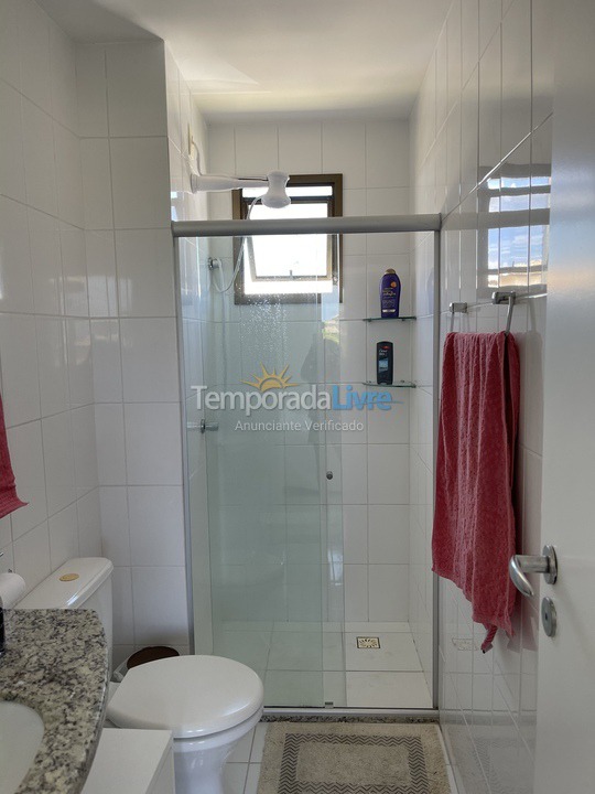 Apartamento para aluguel de temporada em Camaçari (Praia de Guarajuba)