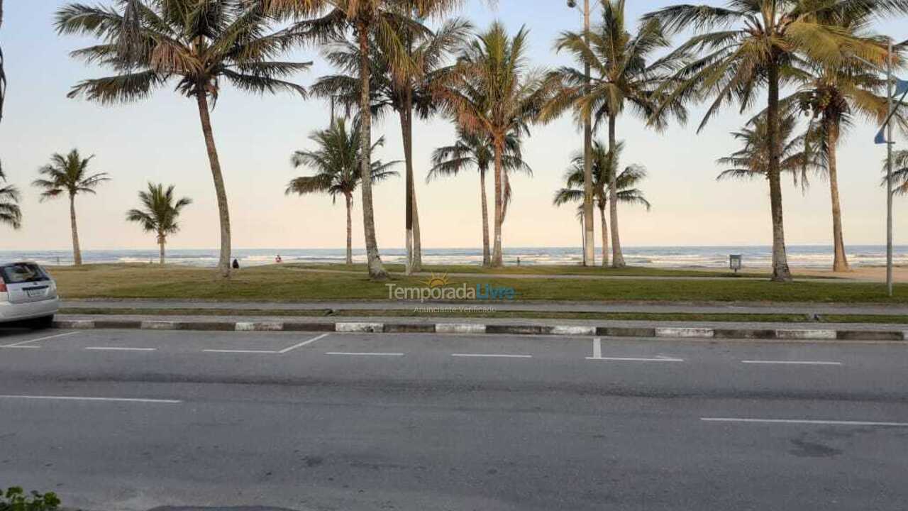 Apartment for vacation rental in Bertioga (Praia da Enseada)