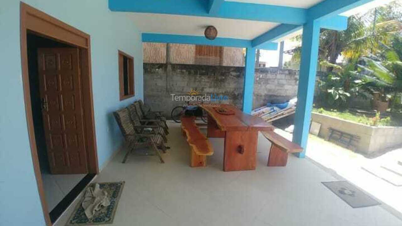 Casa para alquiler de vacaciones em Prado (Praia de Cumuruxatiba)