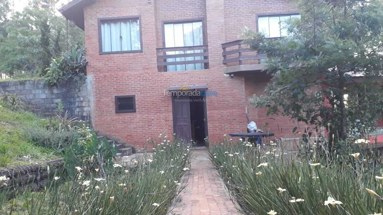 Chácara / sítio para aluguel de temporada em Cruz Machado (Chacará 5km do Centro)