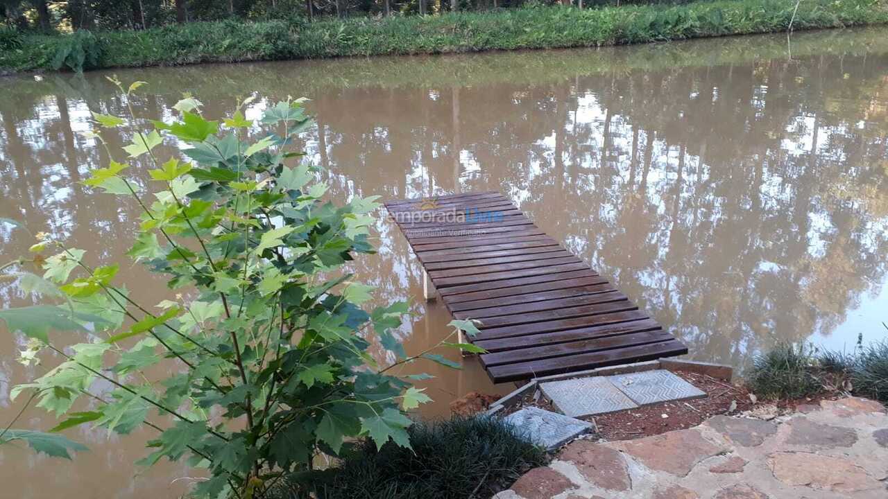 Chácara / sítio para aluguel de temporada em Cruz Machado (Chacará 5km do Centro)