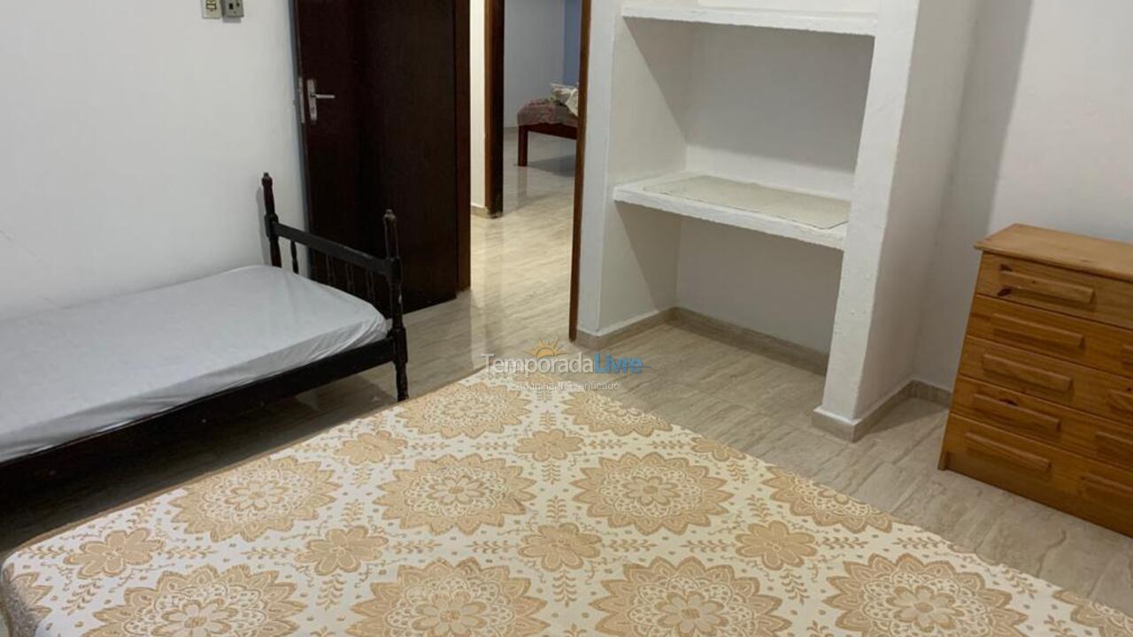 Casa para alquiler de vacaciones em Caraguatatuba (Pontal de Santa Marina)