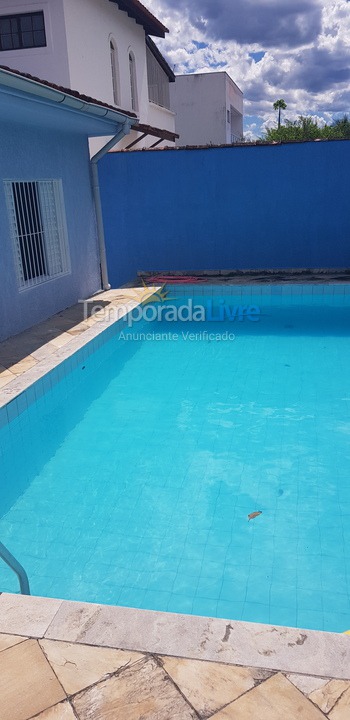 Casa para alquiler de vacaciones em Caraguatatuba (Pontal de Santa Marina)