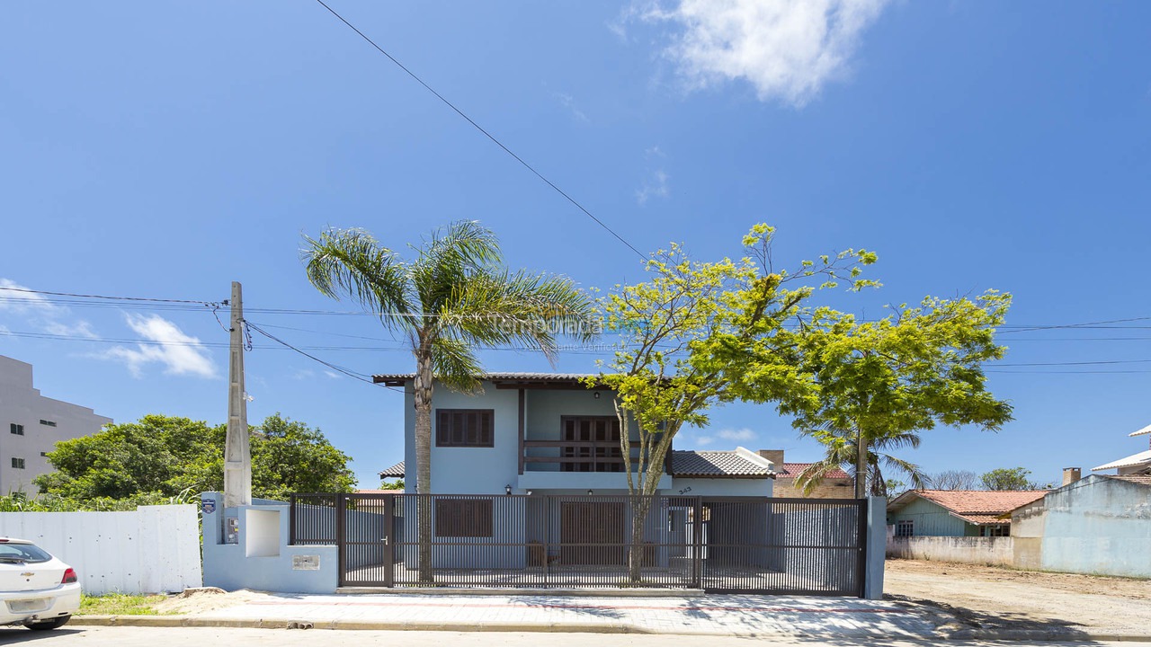 Casa para aluguel de temporada em Bombinhas (Mariscal)