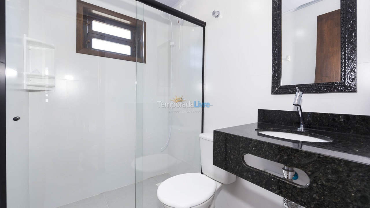 Casa para aluguel de temporada em Bombinhas (Mariscal)