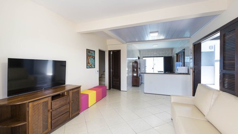 CASA PATTA * 5 QUARTOS * PISCINA * 350 mts da Praia de Mariscal