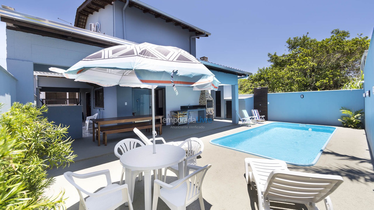 Casa para aluguel de temporada em Bombinhas (Mariscal)