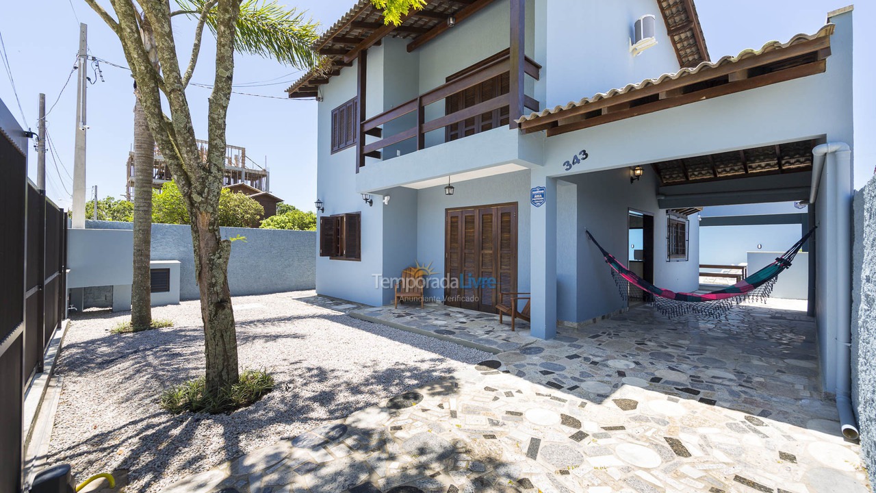 Casa para aluguel de temporada em Bombinhas (Mariscal)