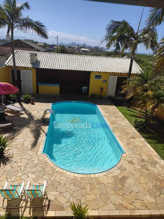 Casa para aluguel de temporada em Guaratuba (Barra do Saí)
