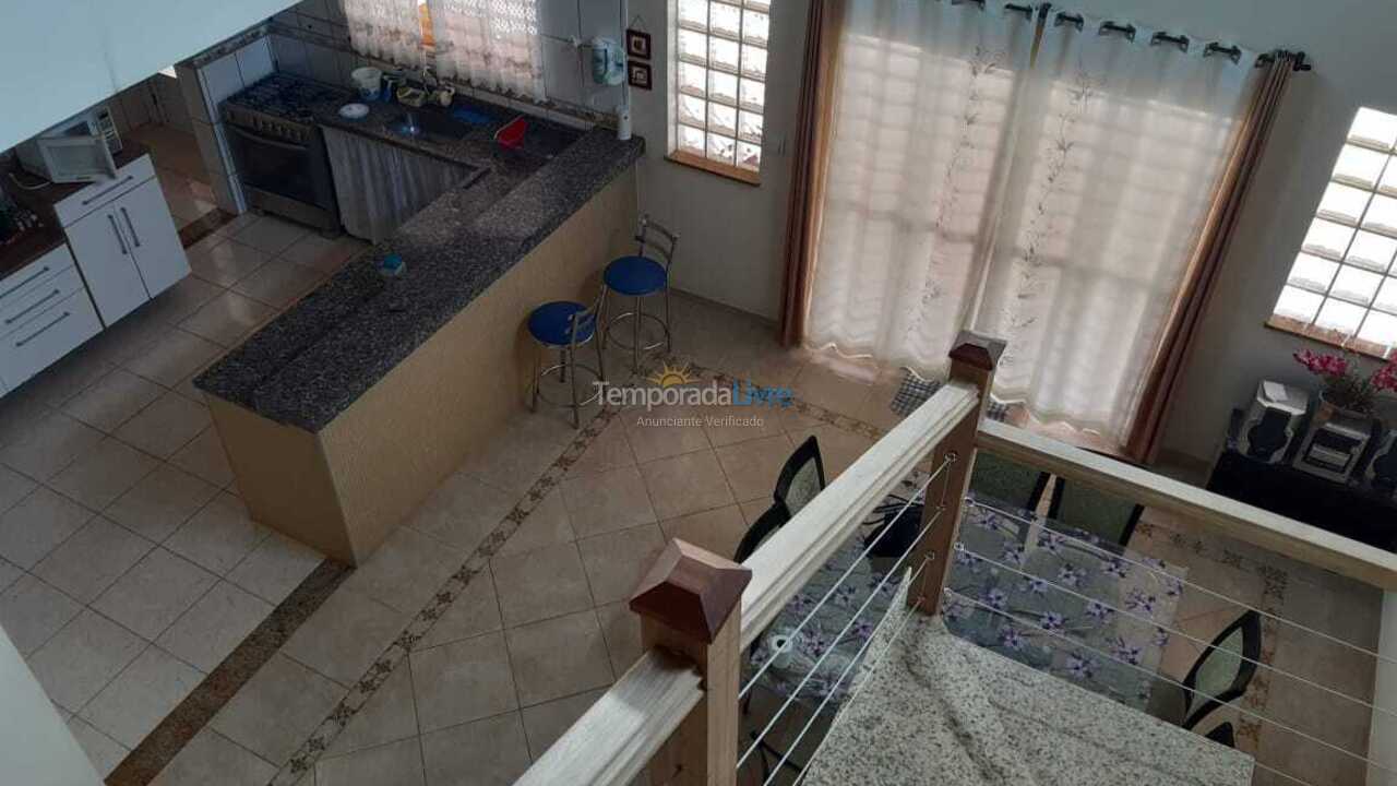 Granja para alquiler de vacaciones em Itariri (Peruíbe)