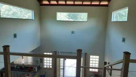 Finca con Río en el suelo - Wi-Fi