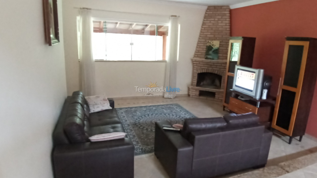 Granja para alquiler de vacaciones em Itariri (Peruíbe)