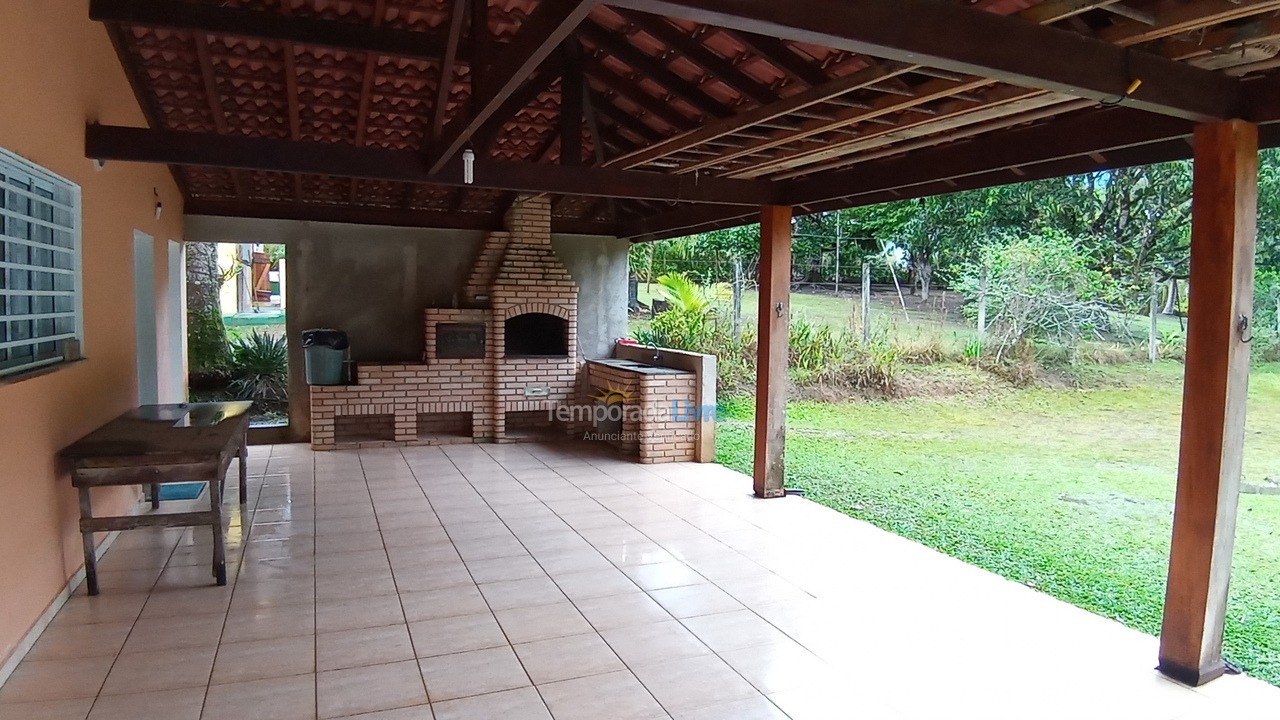 Granja para alquiler de vacaciones em Itariri (Peruíbe)