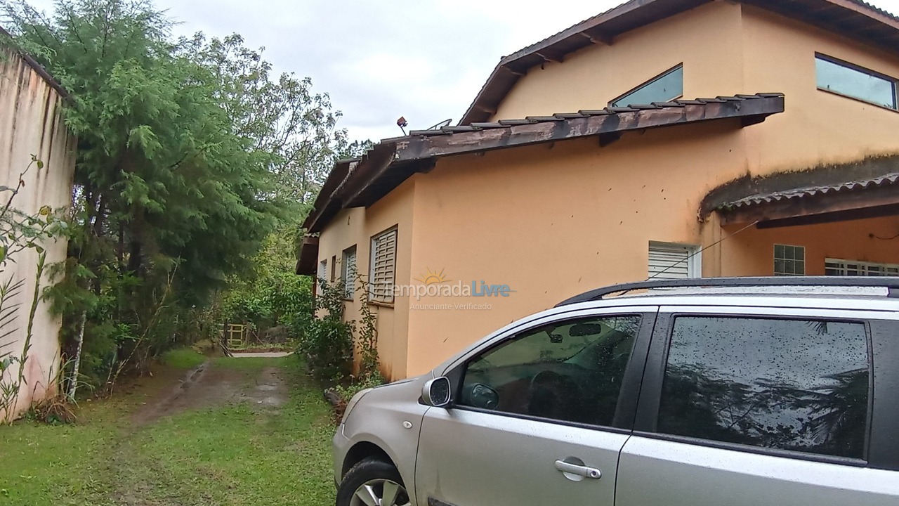 Granja para alquiler de vacaciones em Itariri (Peruíbe)